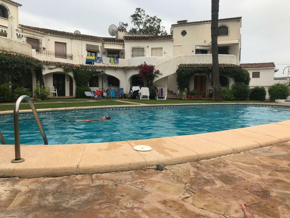Oasis Apartman Denia Kültér fotó